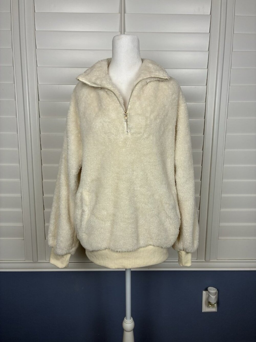 MEROKEETY Women’s L Cream Fuzzy Fleece Half Zip Pullover Sweatshirt